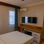 Hotel Arden