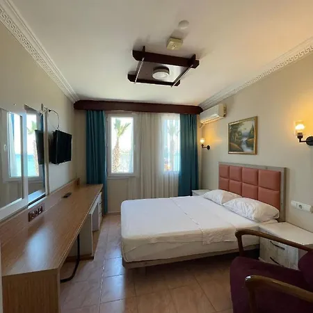 Arden Hotel