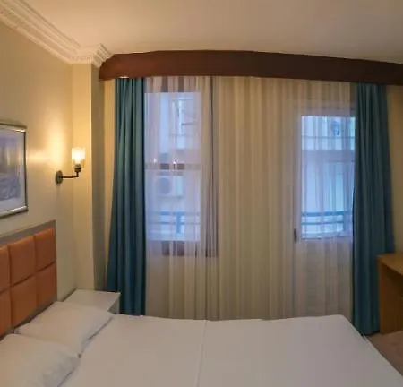 Hotel Arden 2*