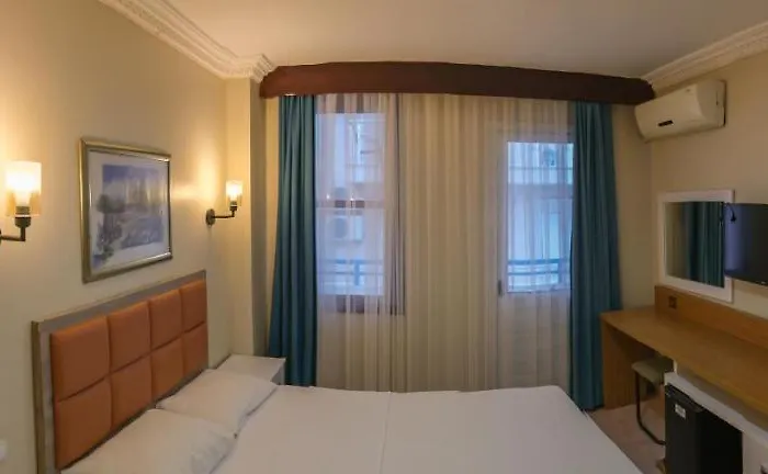 Ξενοδοχείο Arden 2*