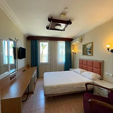 Arden Hotel