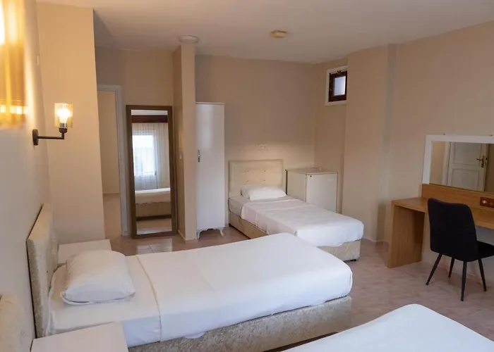 Arden Hotel 2*